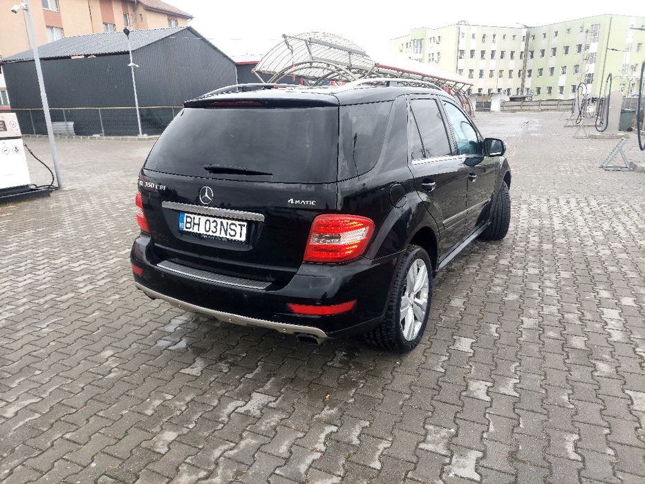 Vând Mercedes Ml 350 cdi