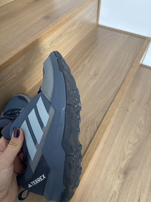 Маратонки Adidas