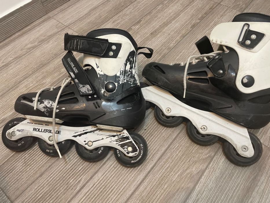 Vand Role Rollerblade, nr. 43, 400 Ron