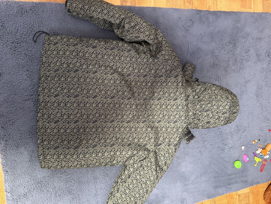 Vând  geacă iarnă schi snowboard impermeabila bărbați XL în stare nouă