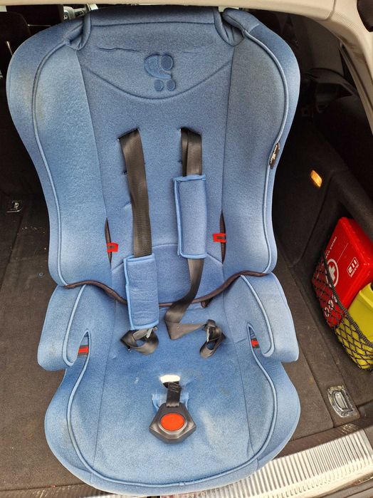 vand scaun auto cu isofix