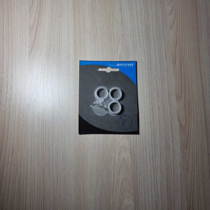 Garnitura clanta usa - garnitura manere usi