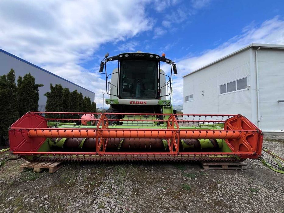 Combina CLAAS Tucano 320- PROMO