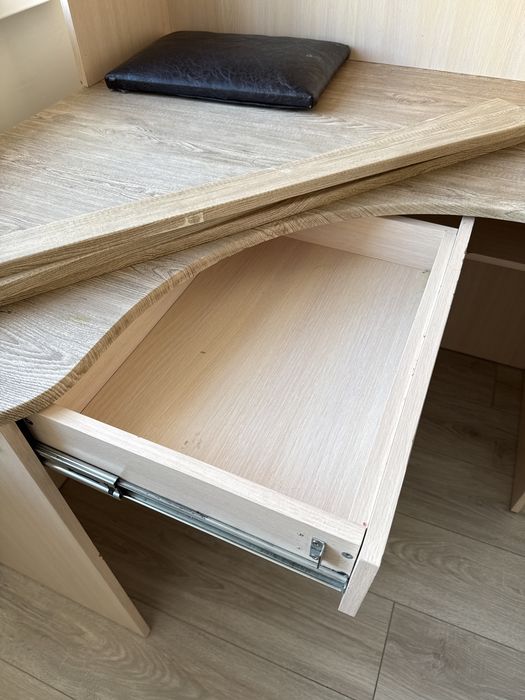 Стол рабочий, письменный