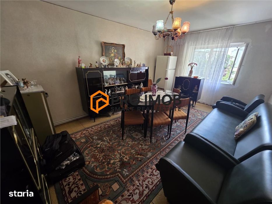 Apartament 4 camere cf 1 decomandat  Mun. Ramnicu Sarat