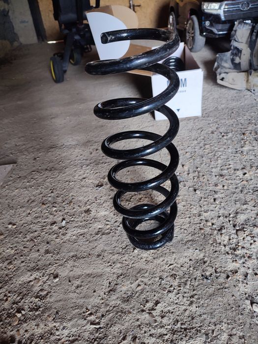 Продам пружины на Марк 2, Лексус gs, is