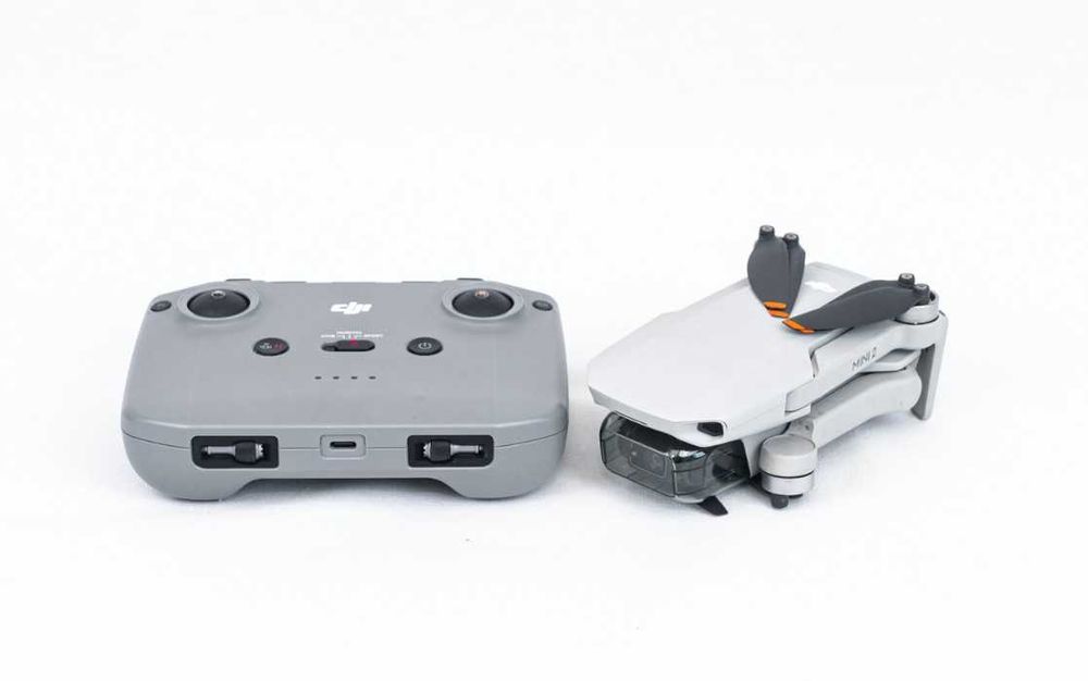Drona DJI Mini 2 - filmare 4K