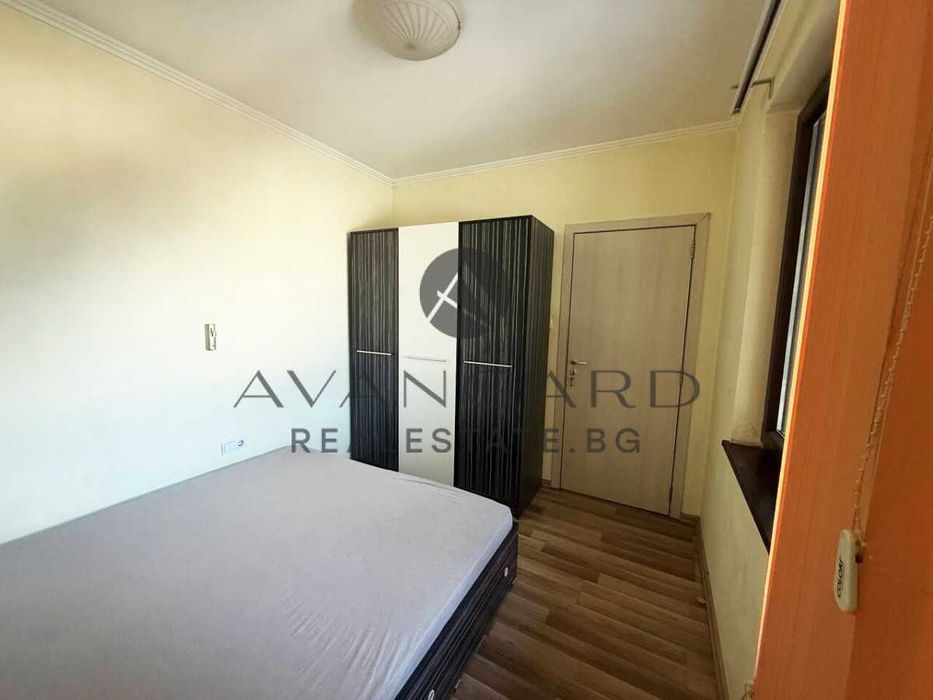 Продава се Двустаен апартамент в Пловдив, Център - 38 кв.м за 3053 €/кв.м - Снимка #4