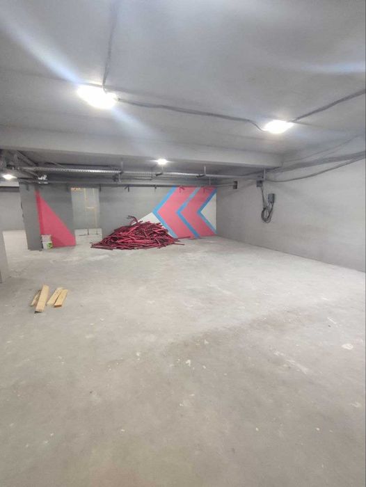 Паркентский цоколь в новостройке 308 м² 2 входа 1-линия вдоль дороги