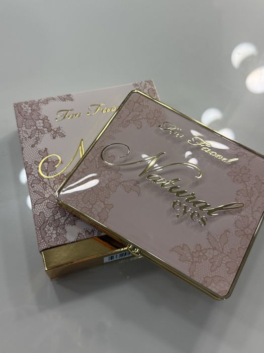 Huda Beauty Too Faced палитри сенки