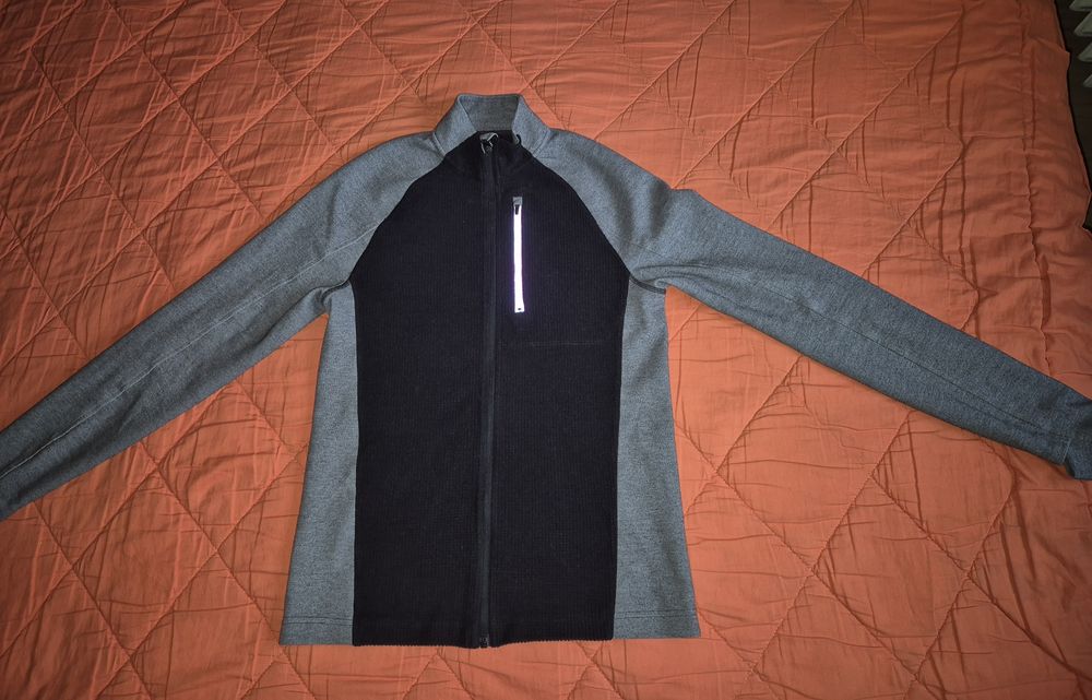 Ptet ocazie  3 bluze C&A, 12-14 ani