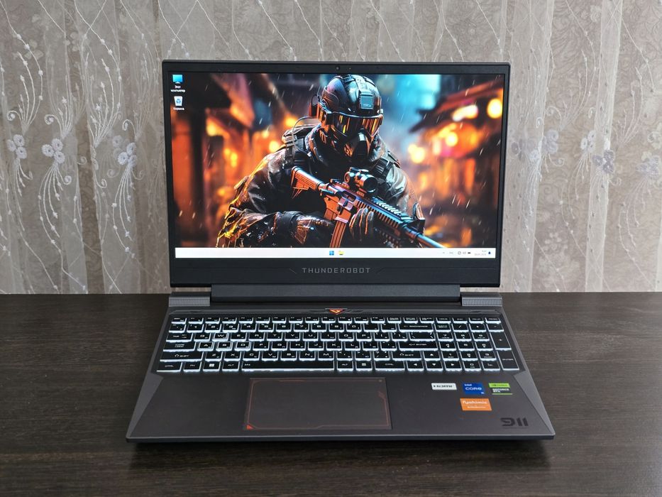 Thunderobot 911X Wild Hunter / 2025 г / RTX 4050 (6 GB) / Игровой ноут