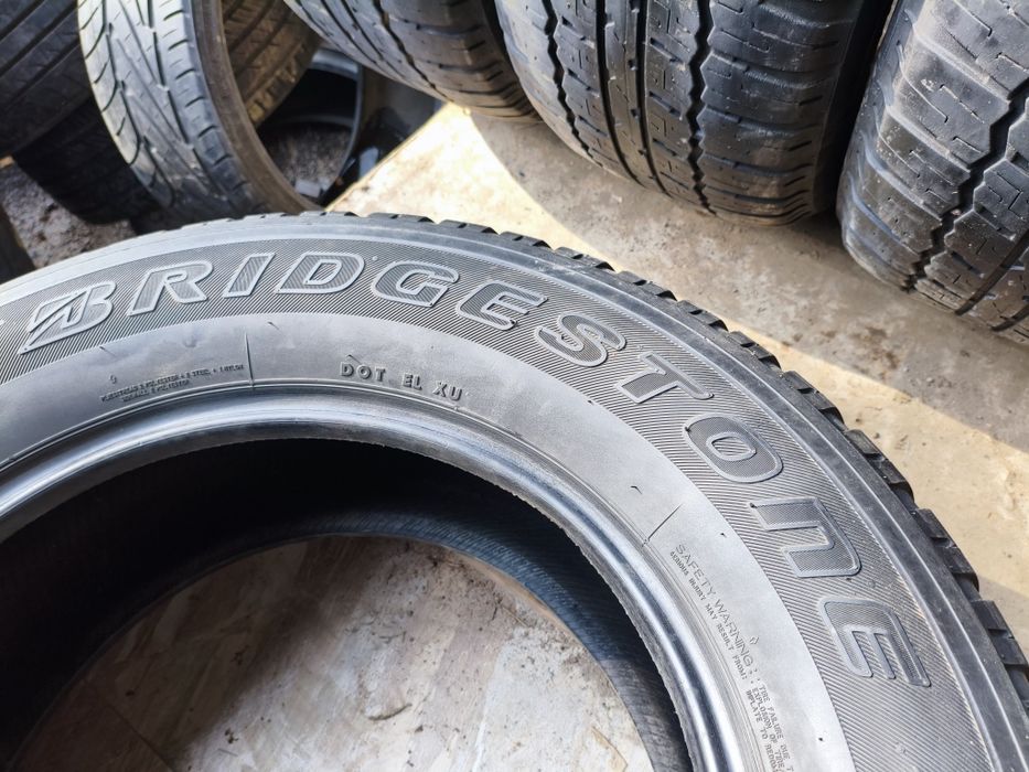 285 60 R18 Bridgestone 4шт. Шины
