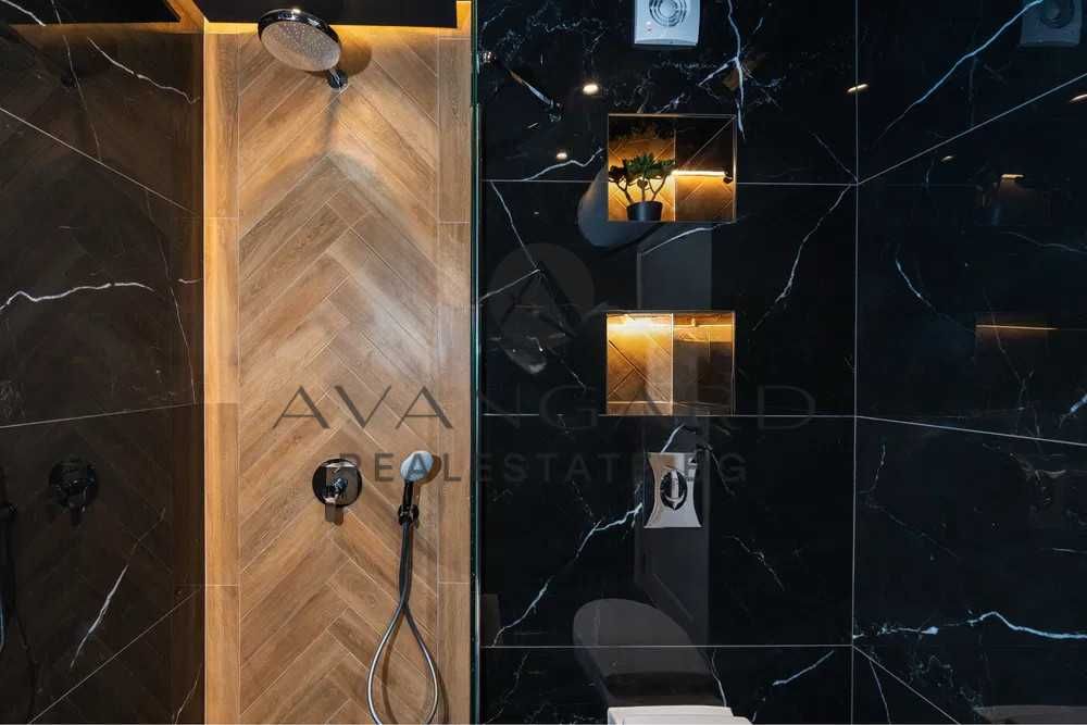 Продава се Двустаен апартамент в Пловдив, Кючук Париж - 77 кв.м за 1916 €/кв.м - Снимка #7