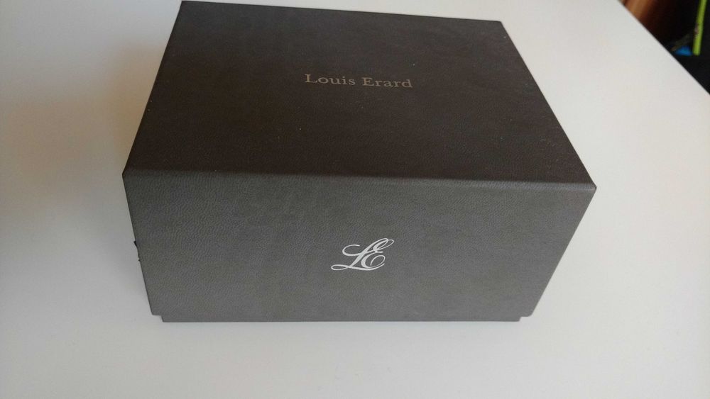 Louis Erard Heritage Day-Date автоматичен ръчен часовник