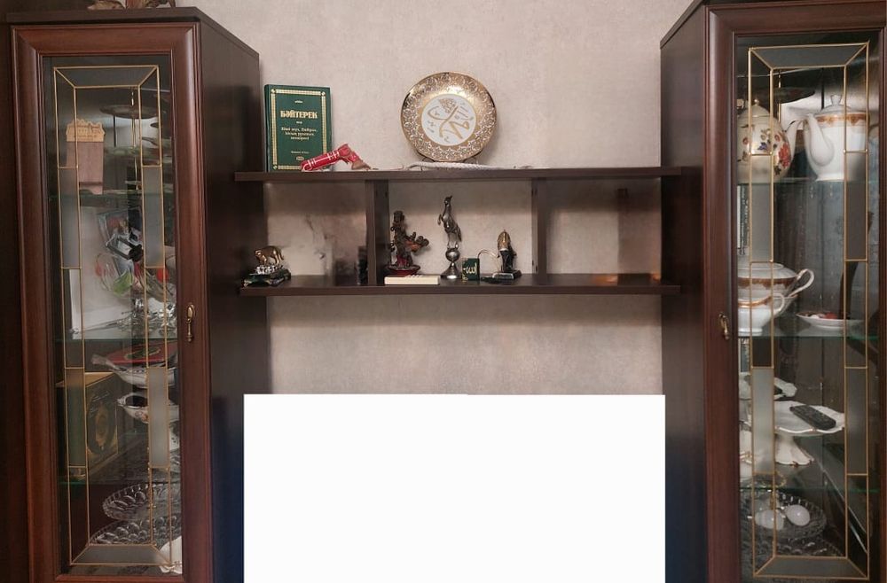 Шкафы и камод под телевизор