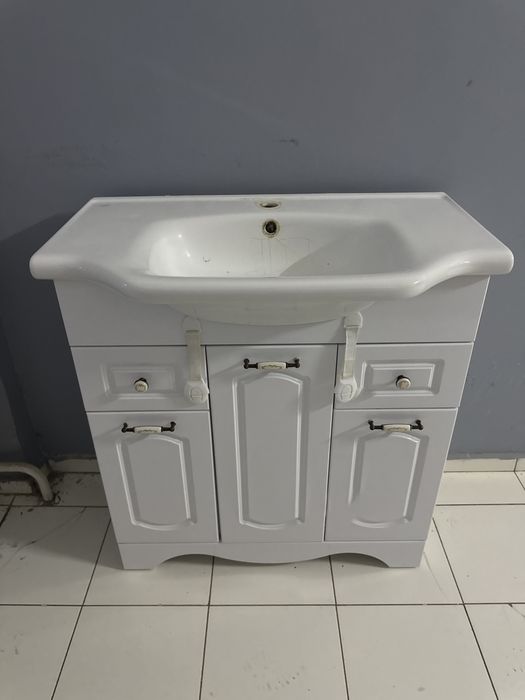 Раковина 80 см с тумбой