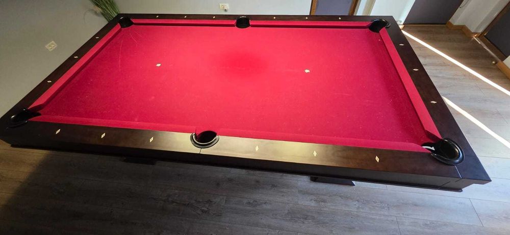 Masa Biliard James 8ft cu Blat + Suport Tacuri + Tacuri + Bile + Lampa Biliard + Blat Tenis Cu Fileu si Palete