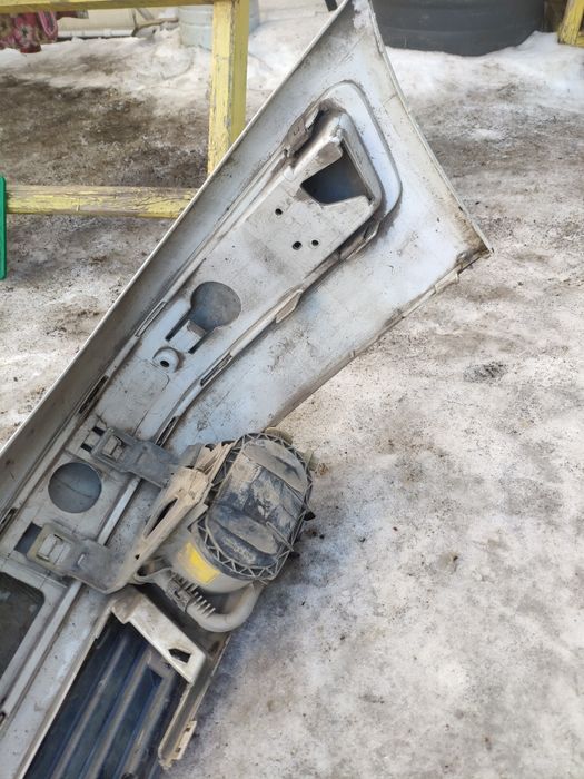 Бампер передний Мерседес w 210