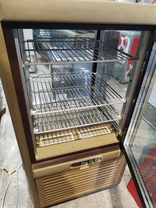 Хладилна витрина Cold Master