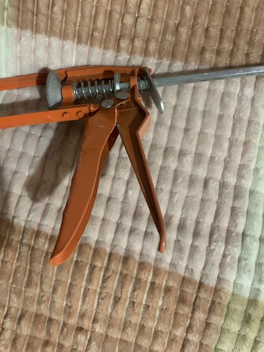 Клеевый пистолет