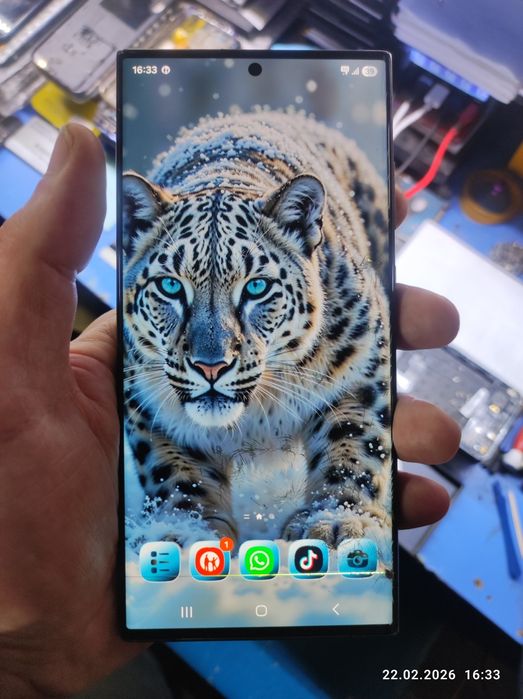 Дисплей Samsung S23 ultra читайте