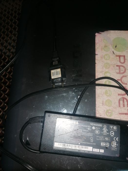 Ноутбук тошиба..