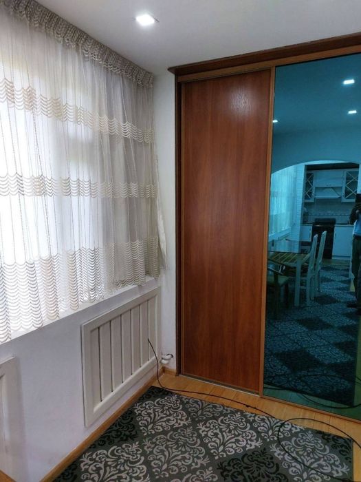 2 ком ЦУМ Ц7 метро космонавтов рядом Ойбек