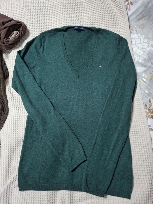 Пуловер Tommy Hilfiger S .