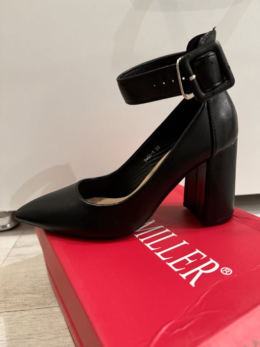 Продам туфли новые