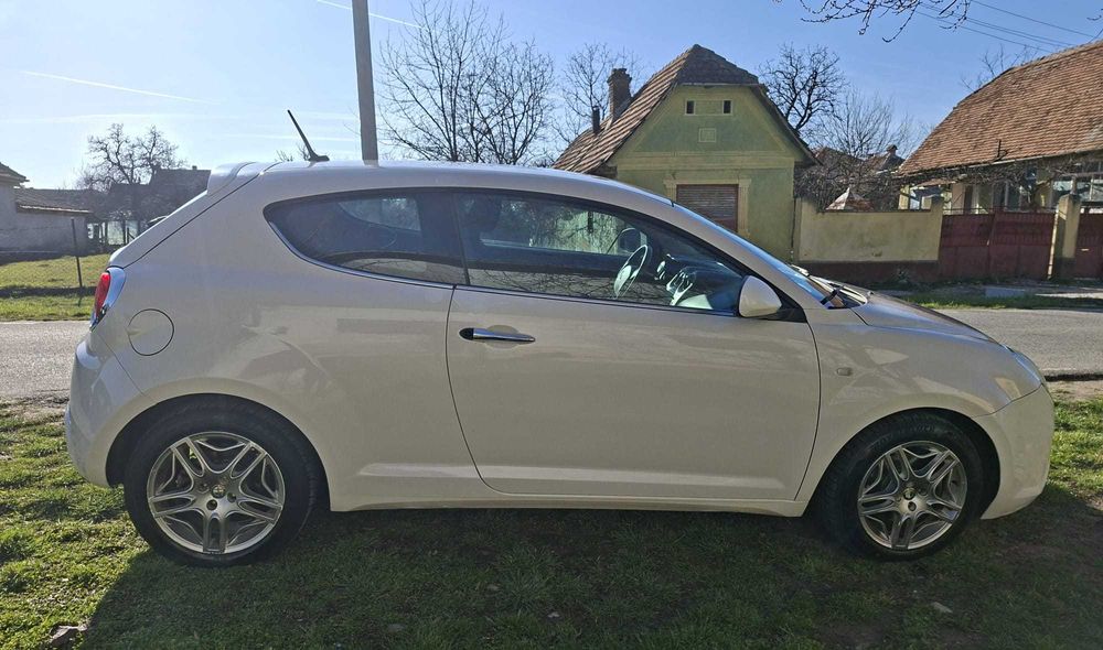 Autoturism Alfa Romeo Mito