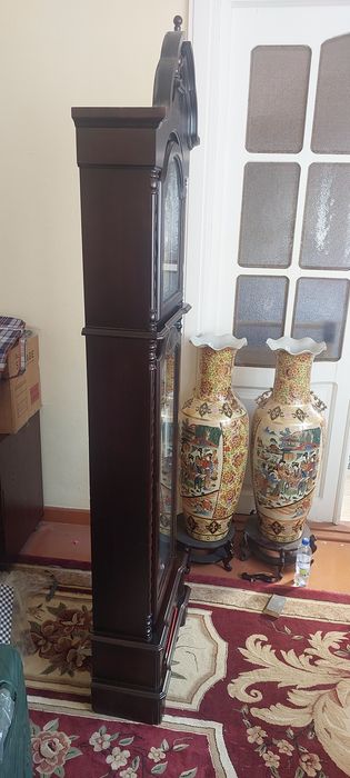 Напольные часы домик  электронная