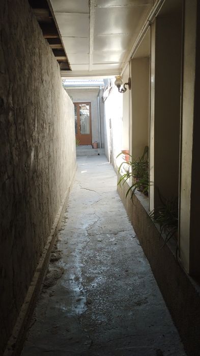 Срочно продаётся дом 1,8 сот вдоль дороги под бизнес Домбрабад 5 ком