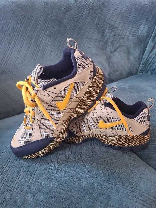 Маратонки Nike Air Humara