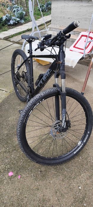 Bicicleta CUBE De Vânzare