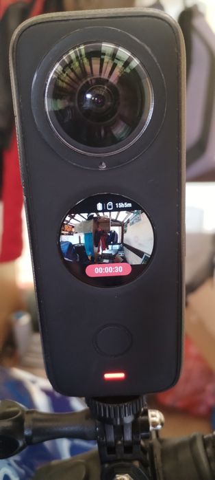 Cameră insta 360 one x2