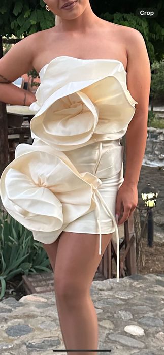 Официална рокля с 3Д рози !