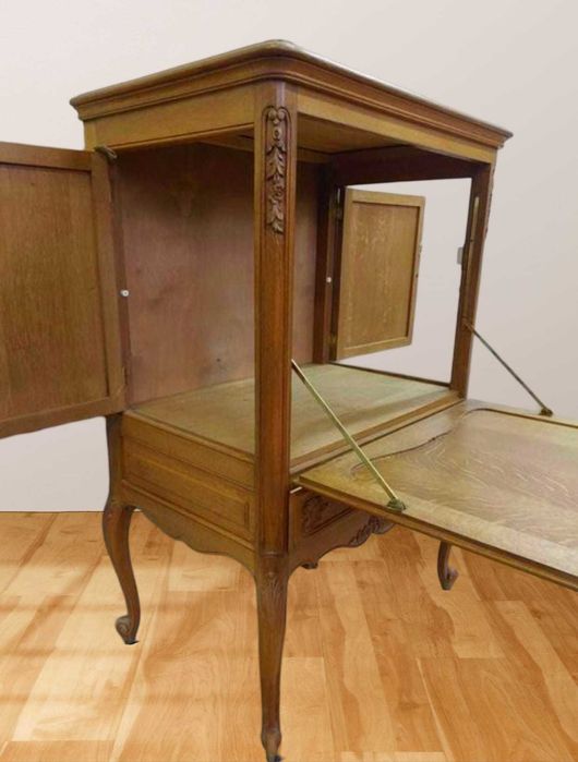 Ръчно резбован шкаф барче от бял дъб в стил "ЛУИ XV"