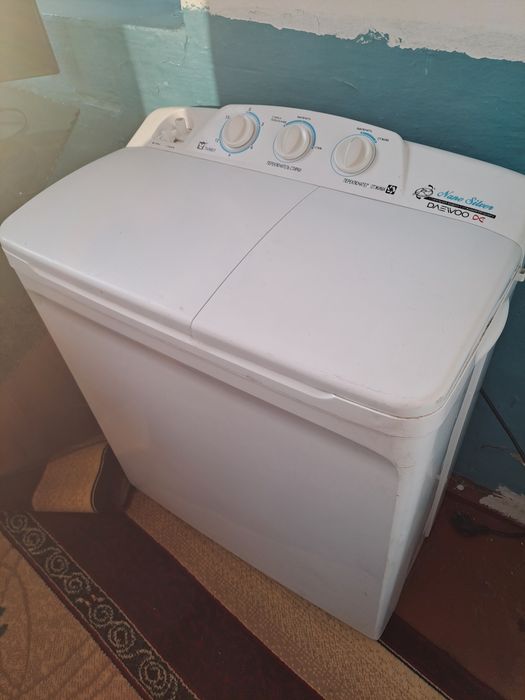 Продам стиральную машину