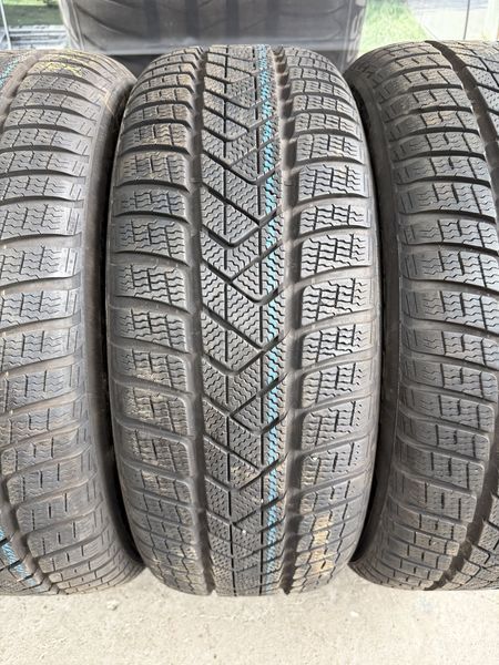 235/55/18 PIRELLI 4бр