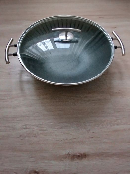 Продам Казан  Gipfel