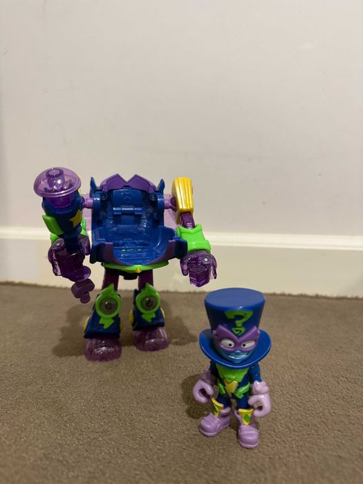 Robot SuperThings cu figurină Kazoom Kid Badnilla - Complet
