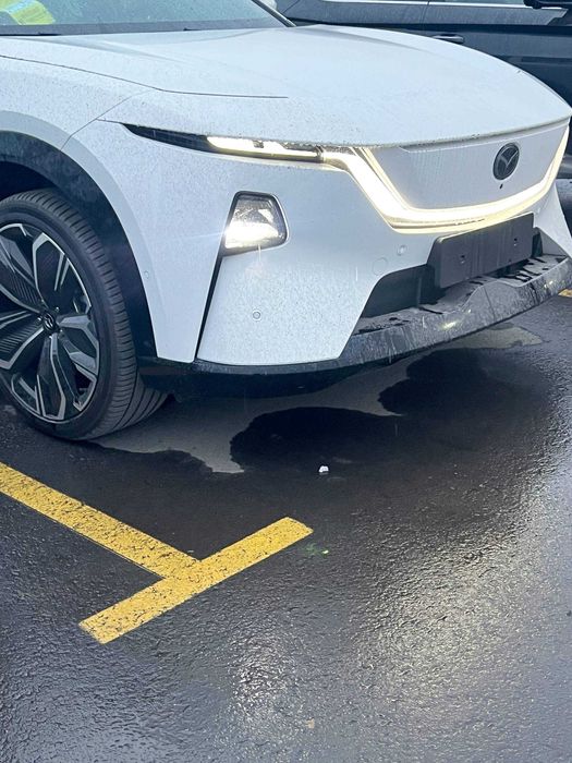 Mazda ez 60 Notarius