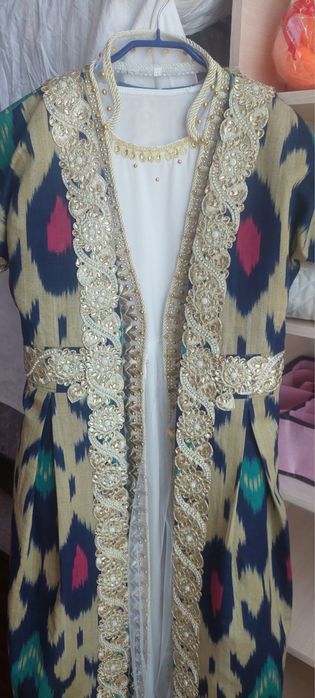 Milliy kiyimlar kelinlar uchun S M razmer