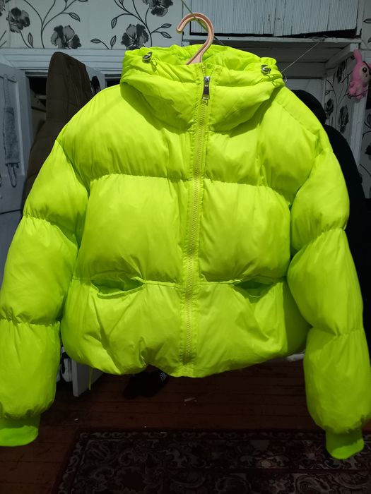 Продам куртки зима и ботфорды