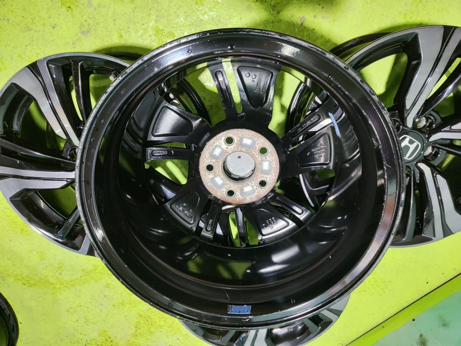 17 5x114.3 Honda лети джанти 5х114.3 хонда