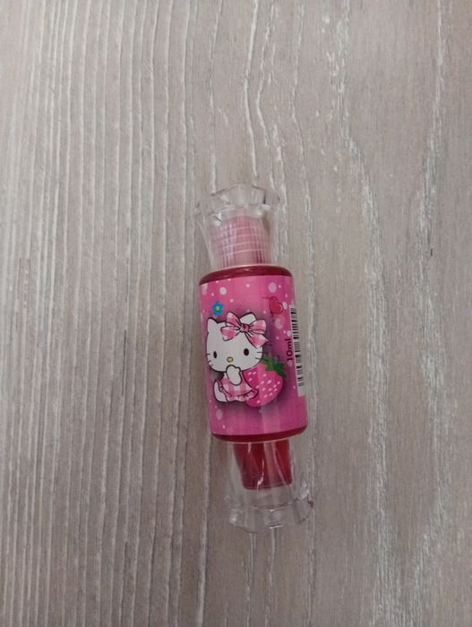 Косметика помада детская