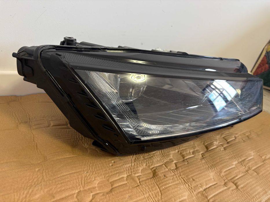 Far dreapta full led Skoda Octavia 4 dupa 2020 cod 5E4941016A
