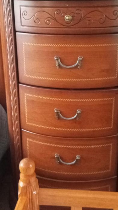 Продам спальный гарнитур, очень качественный