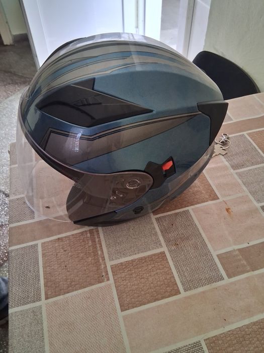 Casca moto aproape noua